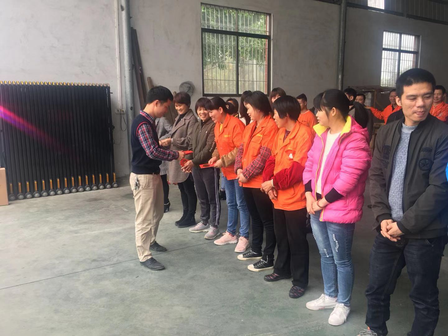 電動(dòng)門(mén) 伸縮門(mén) 車(chē)牌識(shí)別 電動(dòng)門(mén) 伸縮門(mén) 車(chē)牌識(shí)別